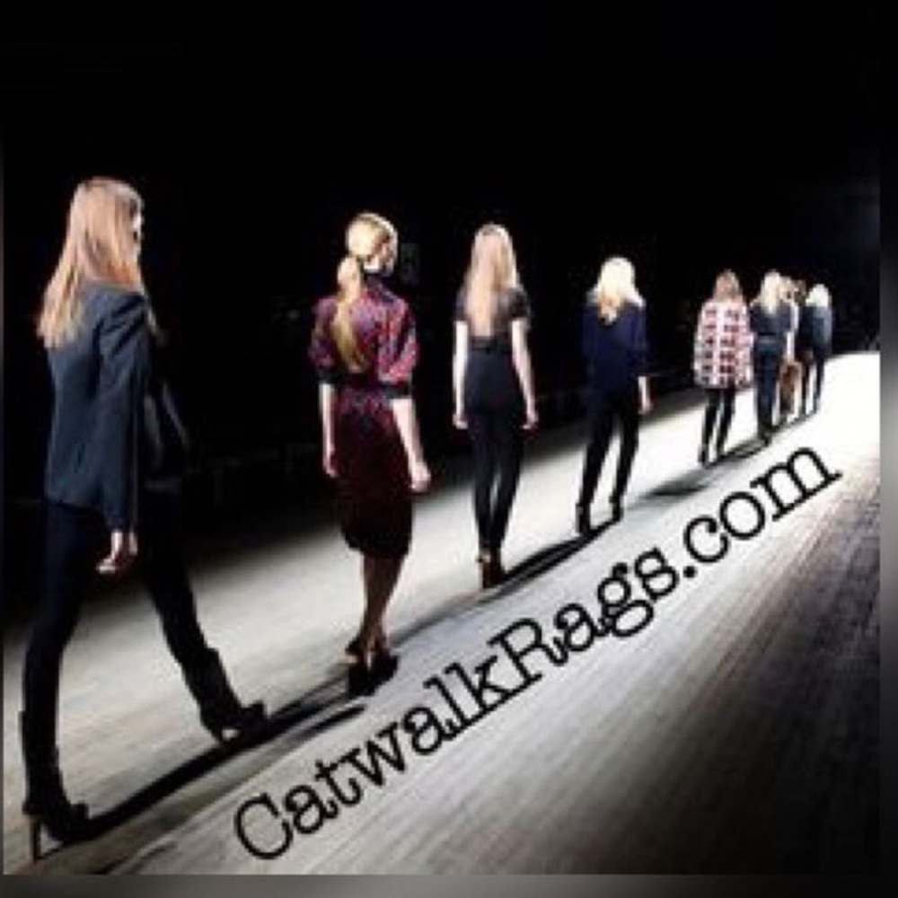 Meet your Posher - Picture 5 of 7